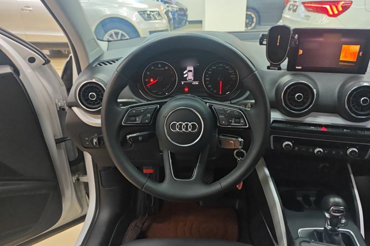 Used Audi Q2L 2018 35 TFSI Fashion Elegant Version China V
