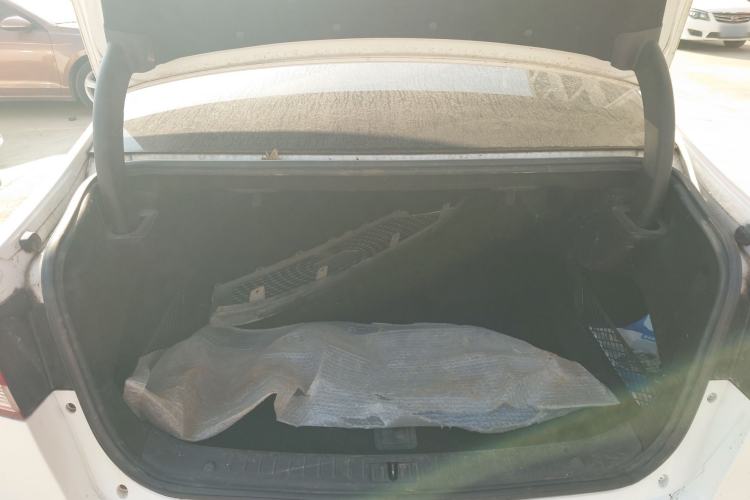 Used Zotye Z700 2016 1.8T DCT Elegant Version
