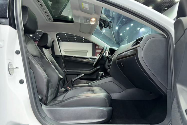 Used Volkswagen Sagitar 2017 1.6L Automatic Comfort Model