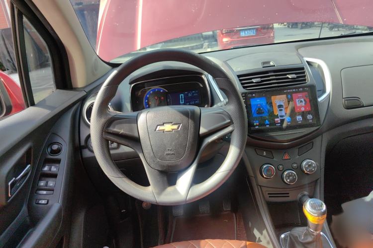 Used Chevrolet Trax 2016 1.4T Manual Two-Wheel Drive Comfort Version with Sunroof