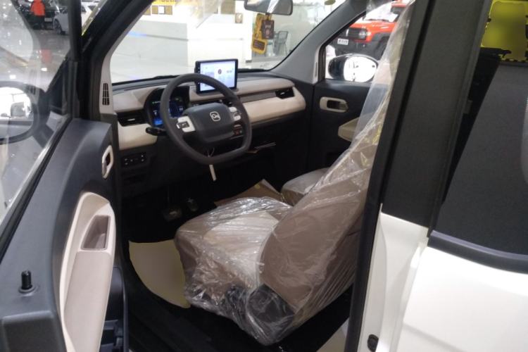 Used Chery QQ Ice Cream 2024 Edition Youth Version 205km Sundae