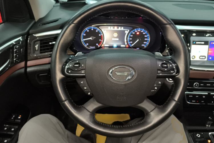 Used GAC Trumpchi GS8 2017 320T Two-Wheel Drive Luxury Smart Connectivity Version (7 Seats)