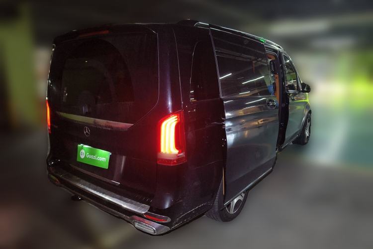 Used Mercedes-Benz V-Class 2020 V 260 Avantgarde Edition
