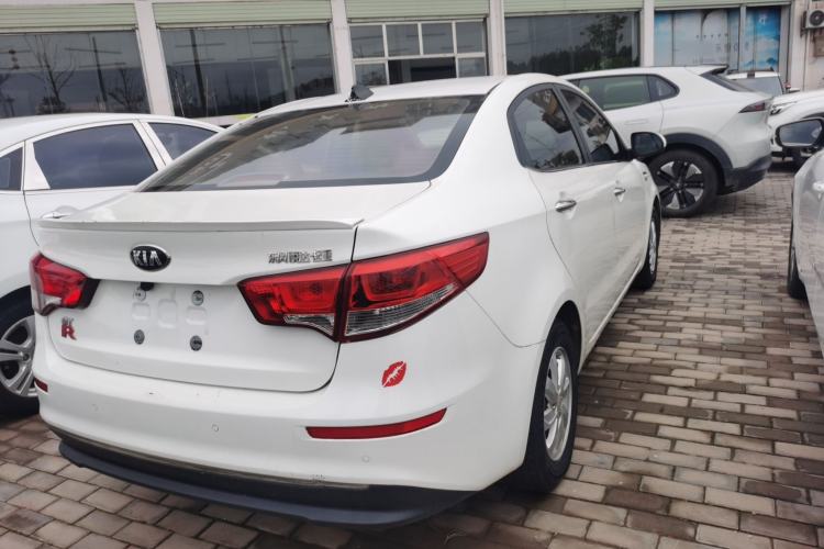 Used Kia K2 2015 Sedan 1.4L MT GLS