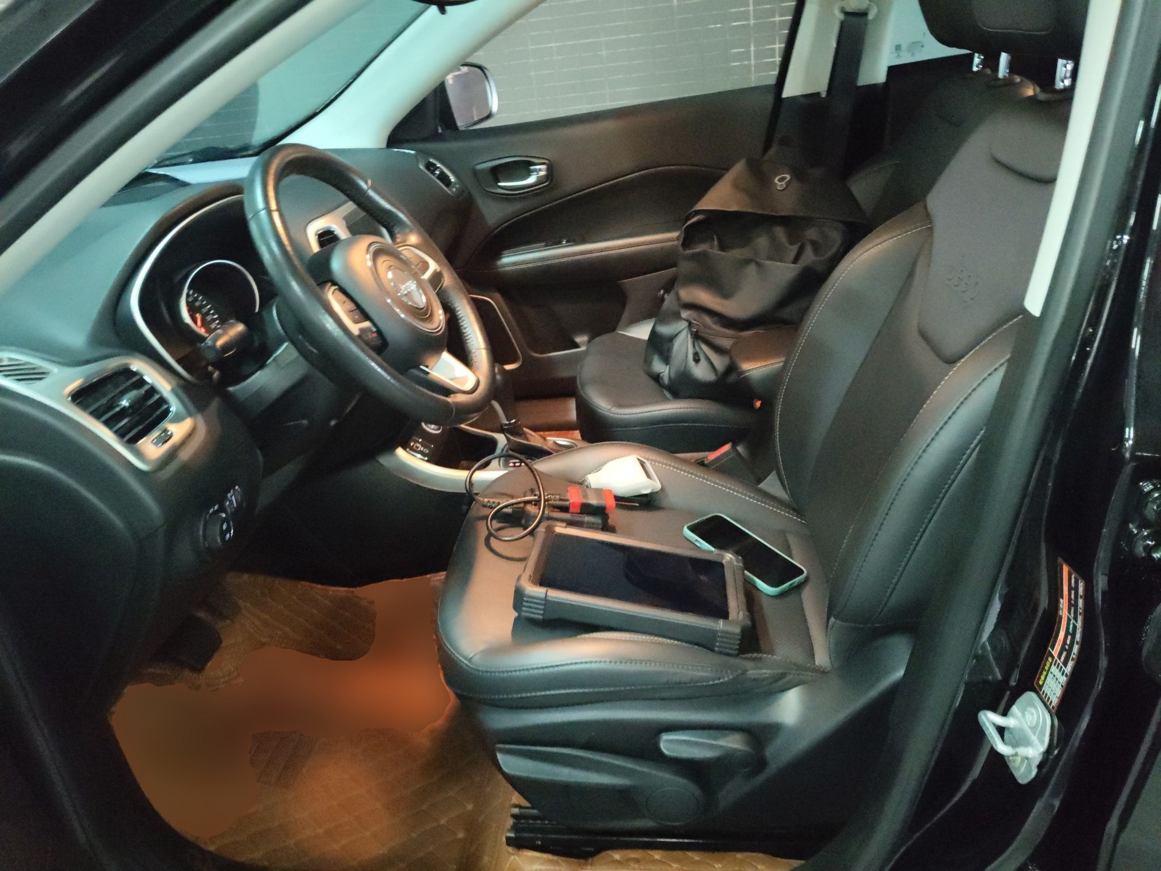 Переднее сиденье в автомобиле