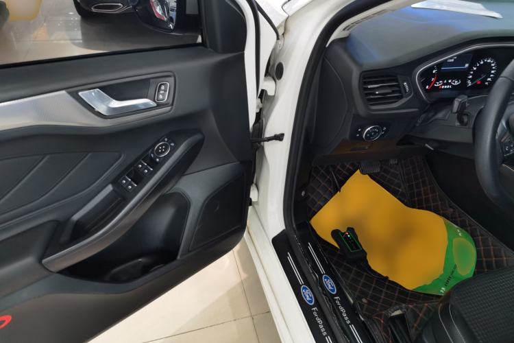 Used Ford Focus 2020 Hatchback EcoBoost 180 Automatic Trend Edition
