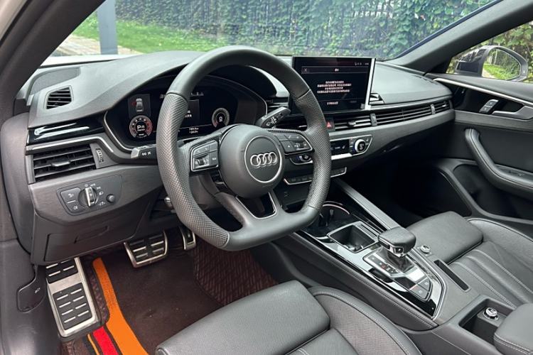 Used Audi A4L 2024 40 TFSI Luxury Dynamic Edition
