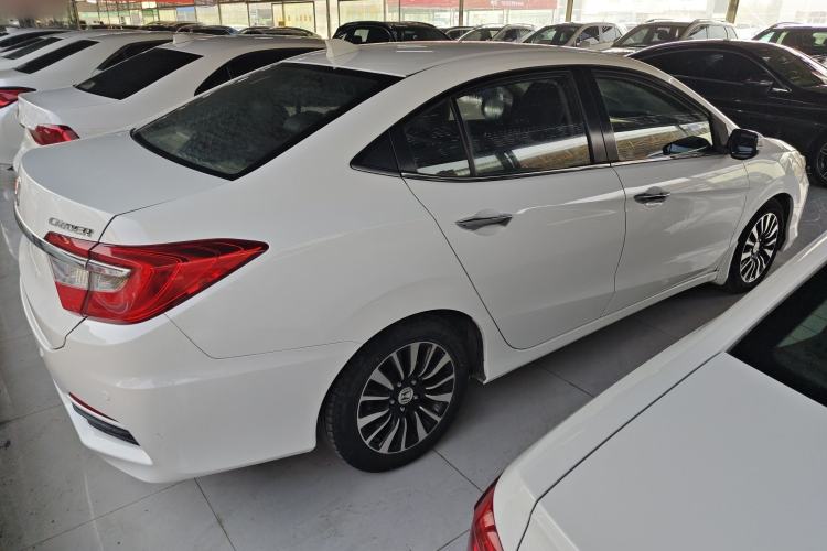 Used Honda Crider 2015 1.8L Automatic Luxury Edition
