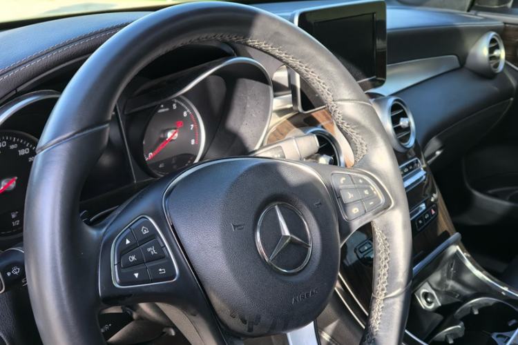 Used Mercedes-Benz GLC 2016 GLC 260 4MATIC Dynamic Edition
