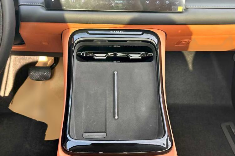 Used AION V 2024 Aion Tyrannosaurus 650 LiDAR Edition
