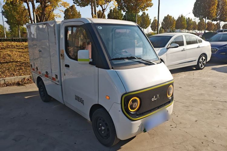 Used  D01 2023 Van Standard Version
