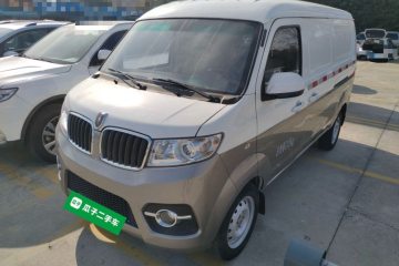 Used Jinbei Hiace X30 2023 1.5L Wealthy Van 2/5-Seater Non-Air-Conditioned Version SWC15M