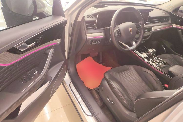 Used Hongqi HS5 2022 Revised Version 2.0T Smart Connect Flagship Edition
