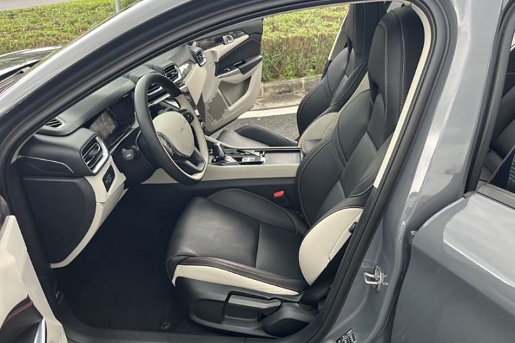 Used Lynk & Co 02 2019 1.5T DCT Two-Wheel Drive Zhaoban Version China VI Standard