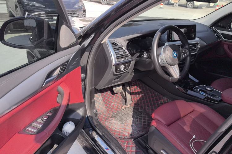 Used BMW iX3 2023 Leading Type
