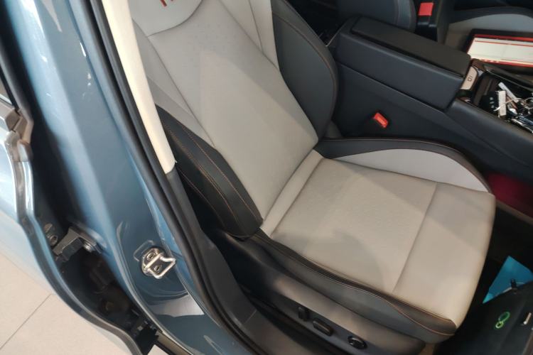 Used Volkswagen ID.7 VIZZION 2024 AIR model
