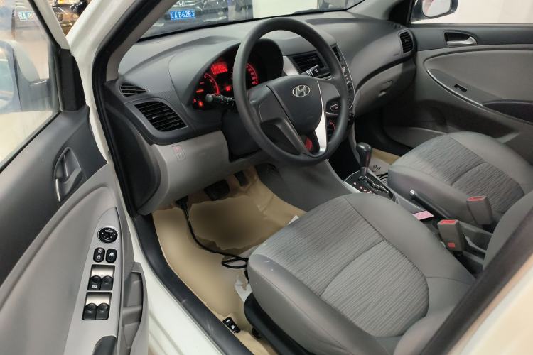 Used Hyundai Verna 2014 1.4L Automatic Smart GLS
