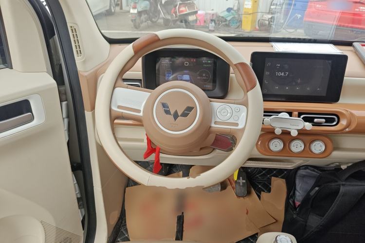 Used Wuling Hongguang MINIEV 2024 3rd Generation 215km Advanced Version