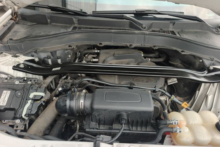 Used Ford Explorer 2020 EcoBoost 285 4x4 Titanium Edition 6 Seats