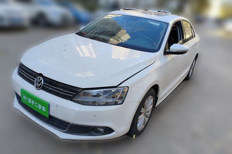 Used Volkswagen Sagitar 2014 Revised Version 1.4TSI Automatic Luxury Edition
