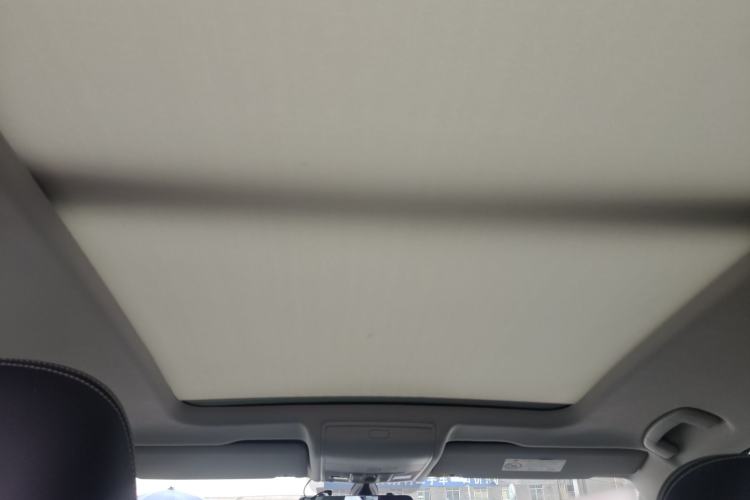 Used Volkswagen Tiguan L 2019 Revised 330TSI Automatic Two-Wheel Drive Smart & Luxury Edition China VI Standard