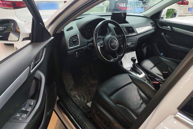 Used Audi Q3 2015 35 TFSI quattro Technology Edition
