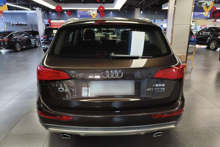 Used Audi Q5 2017 Plus 40 TFSI Technology Model
