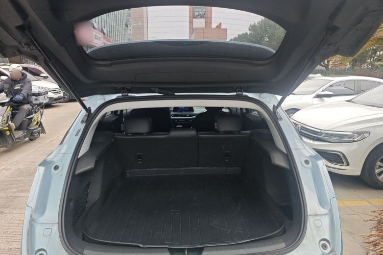 Used Buick Velite 6 2019 Connected Fashion Model
