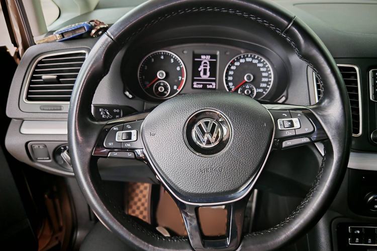 Used Volkswagen Sharan 2018 380TSI Comfort Edition 7-Seater

