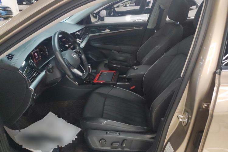 Used Volkswagen Passat 2022 330TSI Starry Luxury Edition
