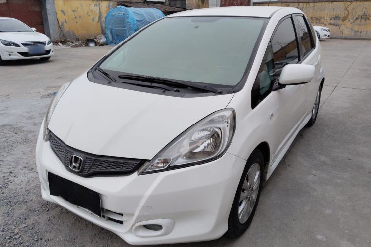 Used Honda Fit 2011 1.3L manual Comfort version
