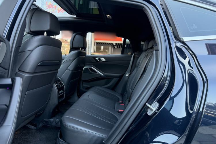 Used BMW X6 2020 xDrive40i Luxury Model with M Sport Package