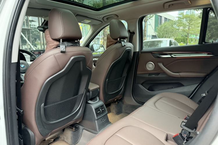 Used BMW X1 2022 xDrive25Li Luxury Model
