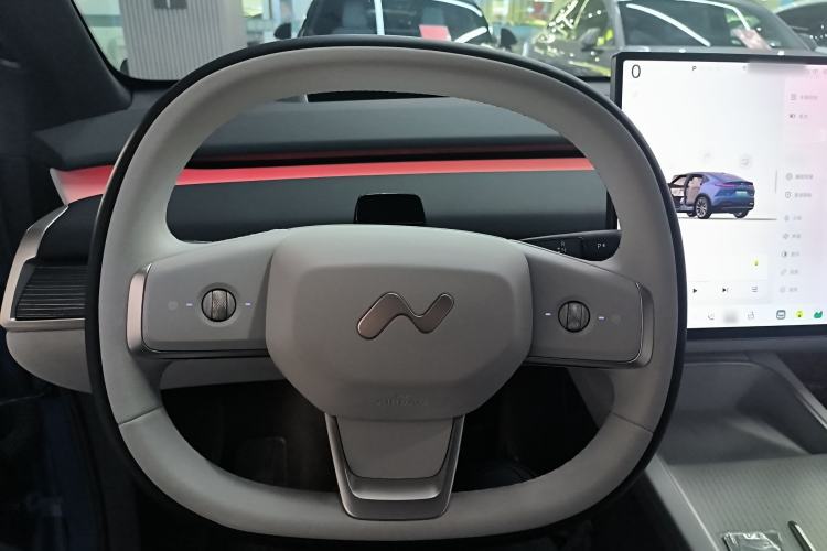 Used ONVO L60 2024 60 kWh All-Wheel Drive
