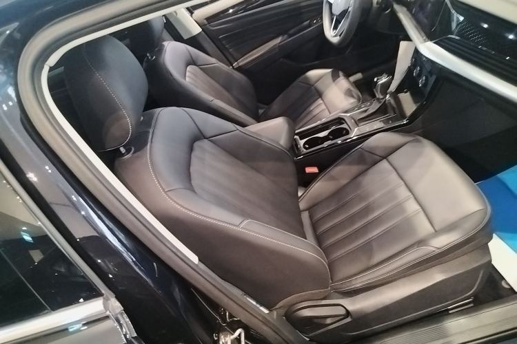 Used Volkswagen Passat 2024 280TSI Business Edition
