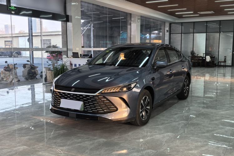 Used BYD Qin PLUS 2025 DM-i Smart Drive 120KM Superior Model