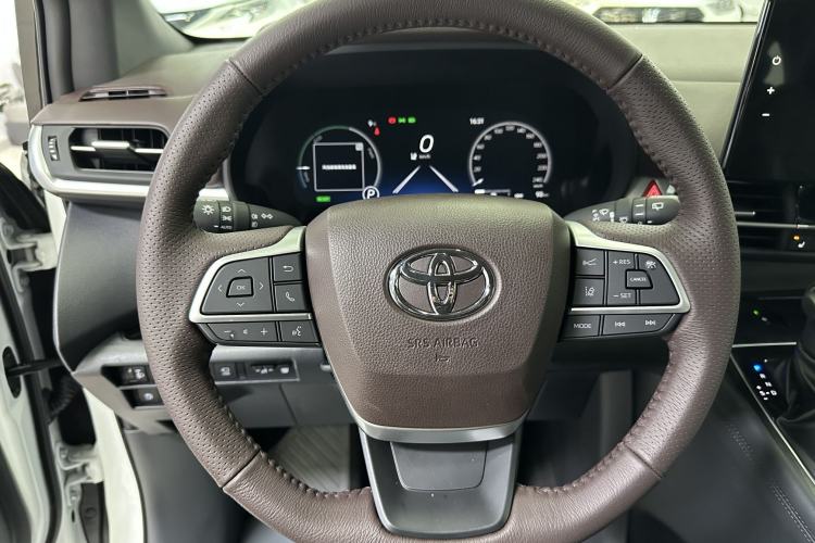 Used Toyota Granvia 2026 Model 2.5L Hybrid Prestige PLUS Four-Wheel Drive Edition