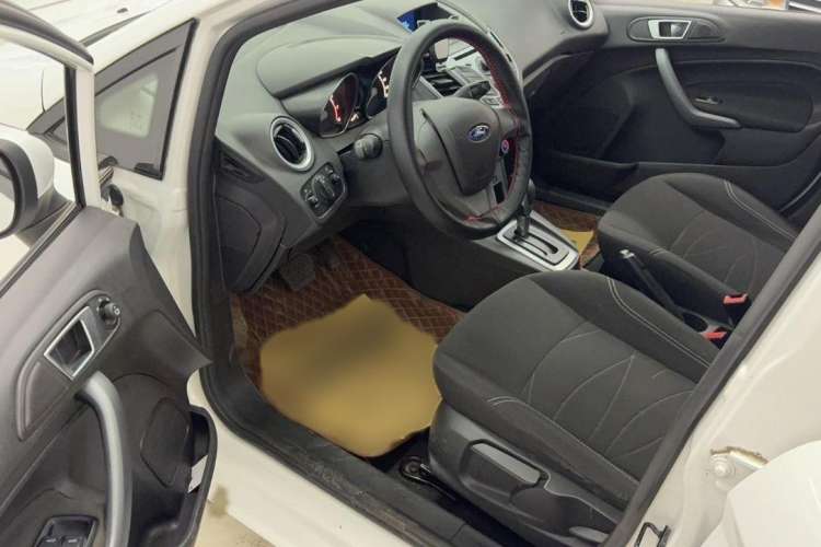 Used Ford Fiesta 2013 Hatchback 1.5L Automatic Fashion Edition