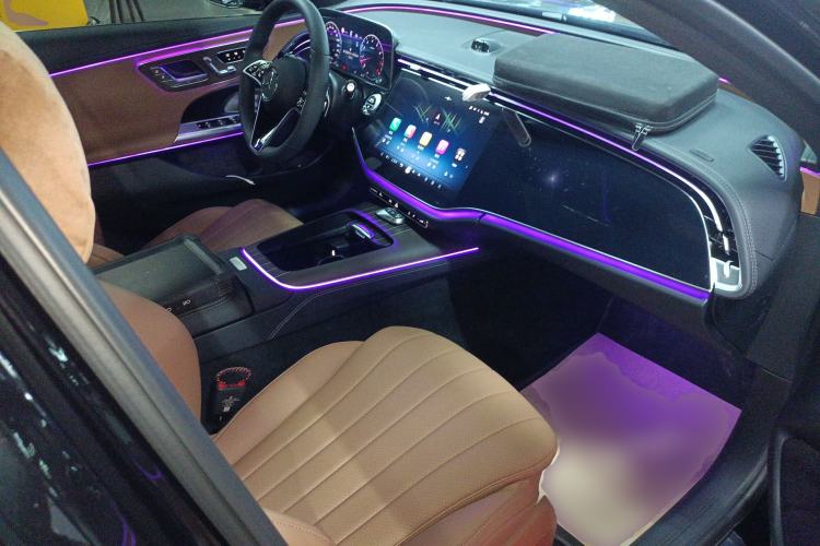 Used Mercedes-Benz E-Class 2025 Facelift E 300 L Luxury Edition
