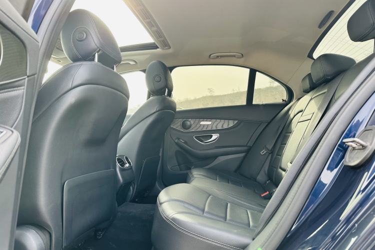 Used Mercedes-Benz C-Class 2018 C 180 L Fashion Edition Sport Version
