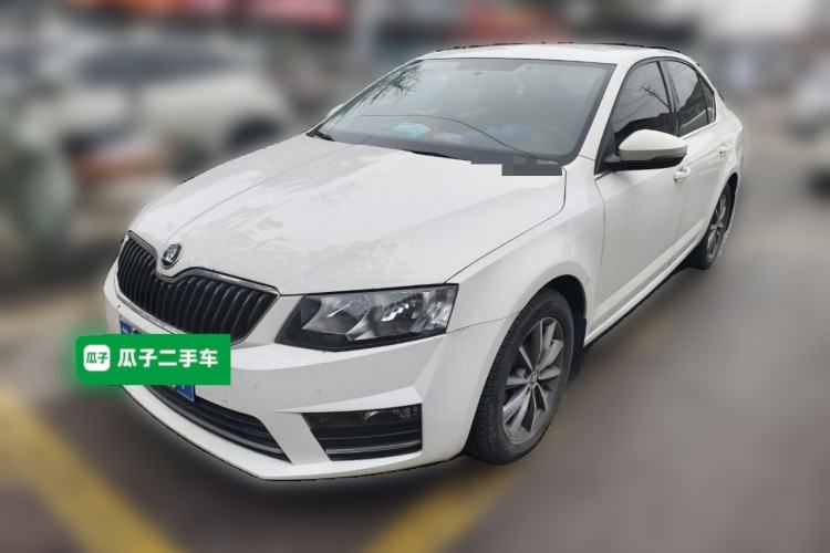 Used Skoda Octavia 2017 Classic Model 1.6L Manual Comfort Edition