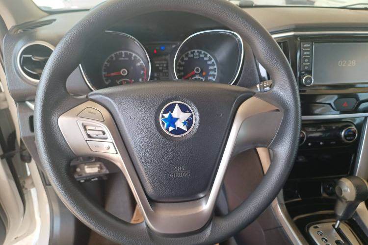 Used Venucia T70 2016 2.0L CVT Smart Edition
