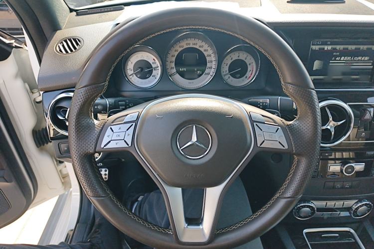 Used Mercedes-Benz GLK-Class 2013 Facelift GLK 300 4MATIC Luxury Edition