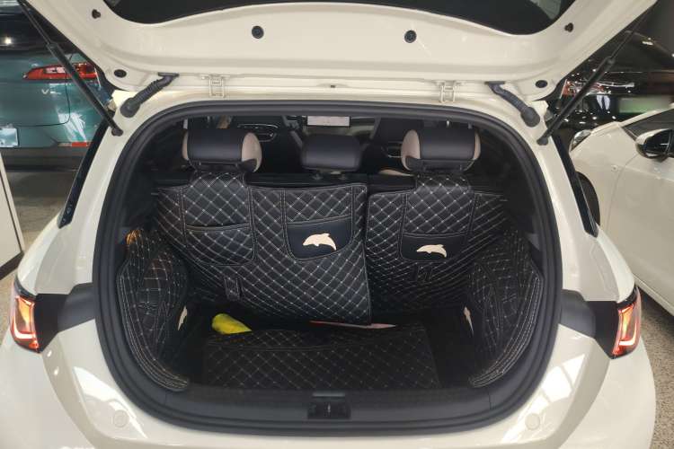 Used BYD Dolphin 2023 420 km Fashion Edition
