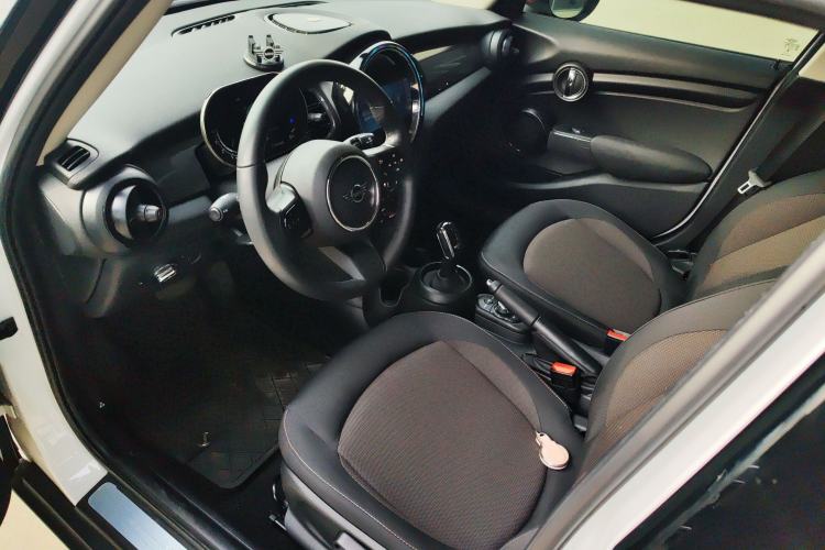 Used  MINI 2023 1.5T ONE Five-Door Edition
