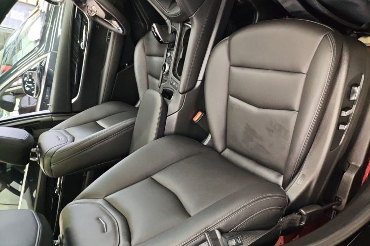 Used Cadillac XT6 2022 2.0T Six-Seater Two-Wheel-Drive Luxury Version
