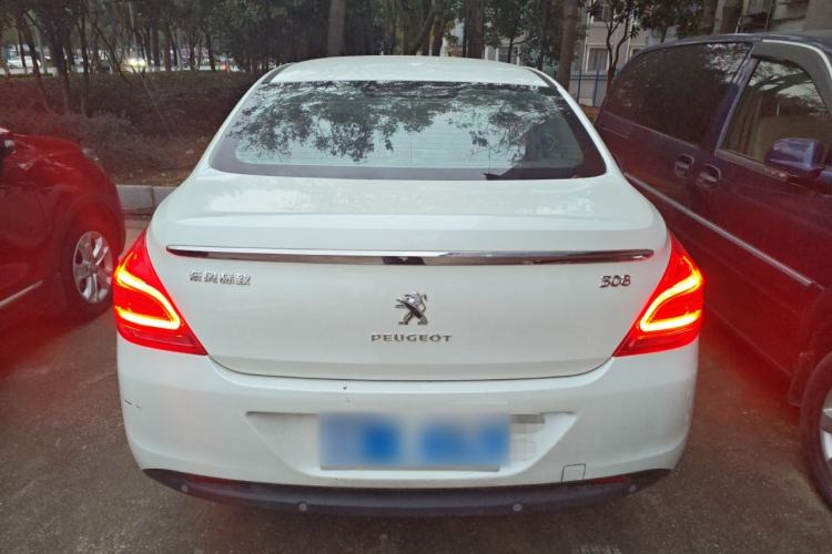 Used Peugeot 308 2014 Enjoy Edition Classic 1.6L Manual YouShang Model
