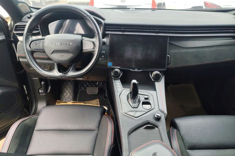 Used Lynk & Co 05 2020 2.0TD Four-Wheel Drive HypeHalo
