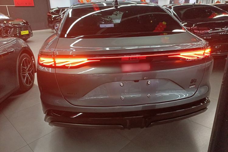 Used BYD Han L 2025 DM-p Four-Wheel-Drive LiDAR Flagship Model
