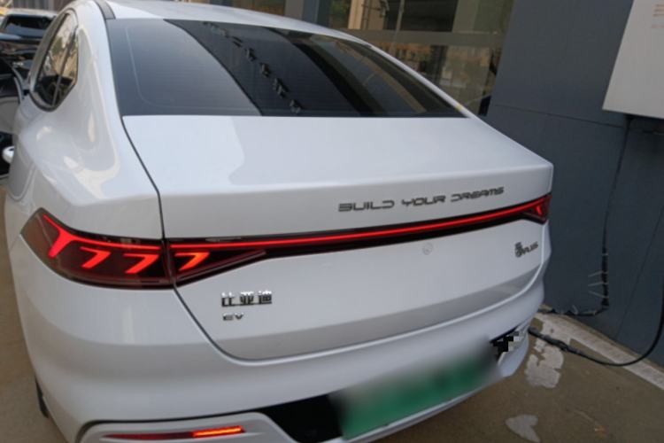 Used BYD Qin PLUS 2023 Champion Edition EV 510KM Excellence Model
